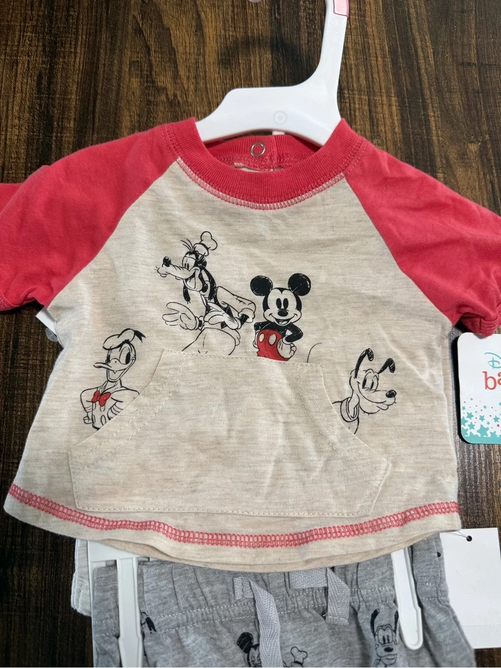 Disney nwt excellent